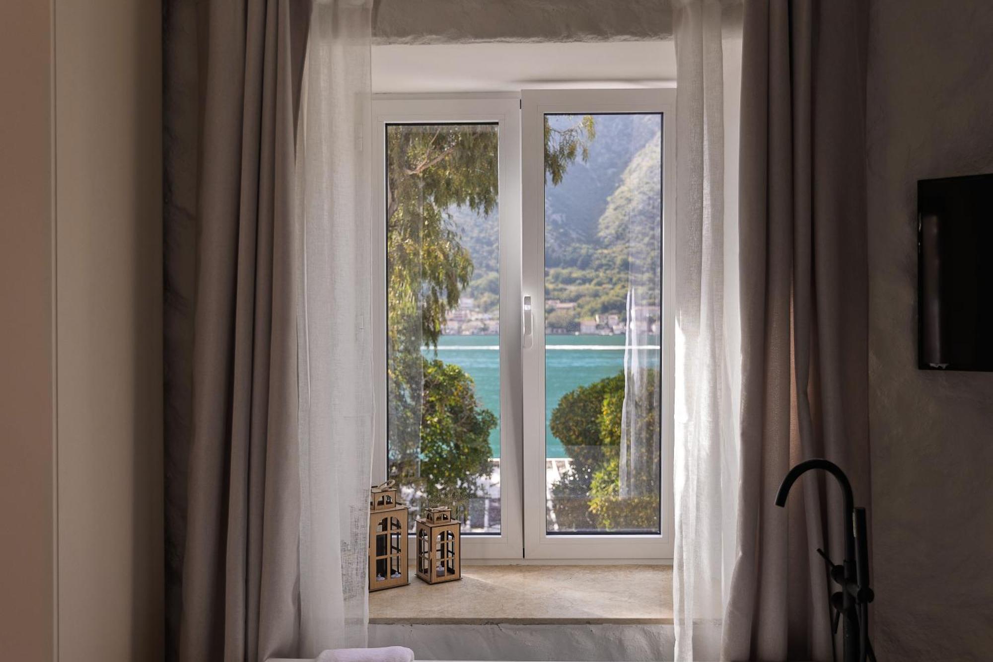Verdi Kotor Luaran gambar
